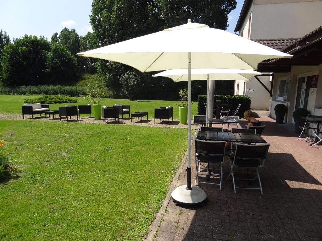 Brit Hotel Rouen Sud Val De Reuil Val-de-Reuil Zewnętrze zdjęcie